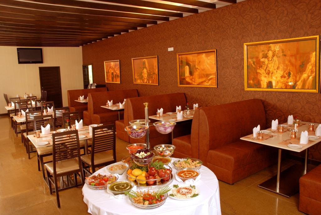 Arpanaa Hotel Tiruvannāmalai Екстериор снимка